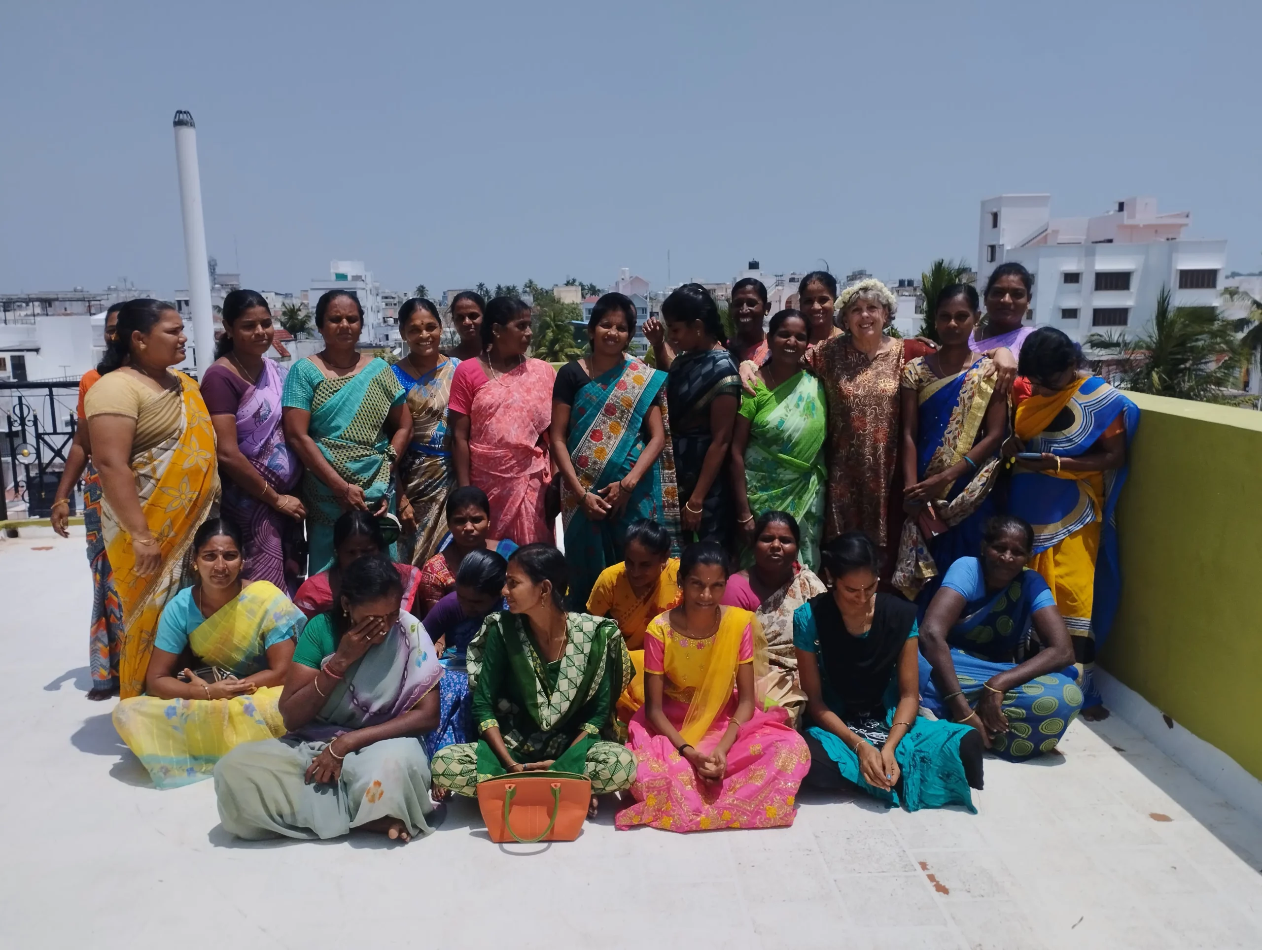 Groupe de mamans accompagnées lors d'une rencontre liée à l'une des antennes d'AEIM