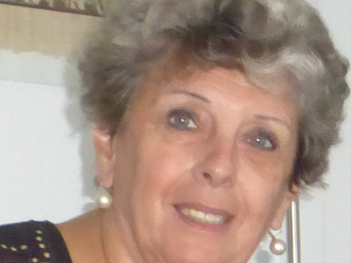 Portrait de Jeannine Ragon, responsable de l'antenne de Pondichéry en France