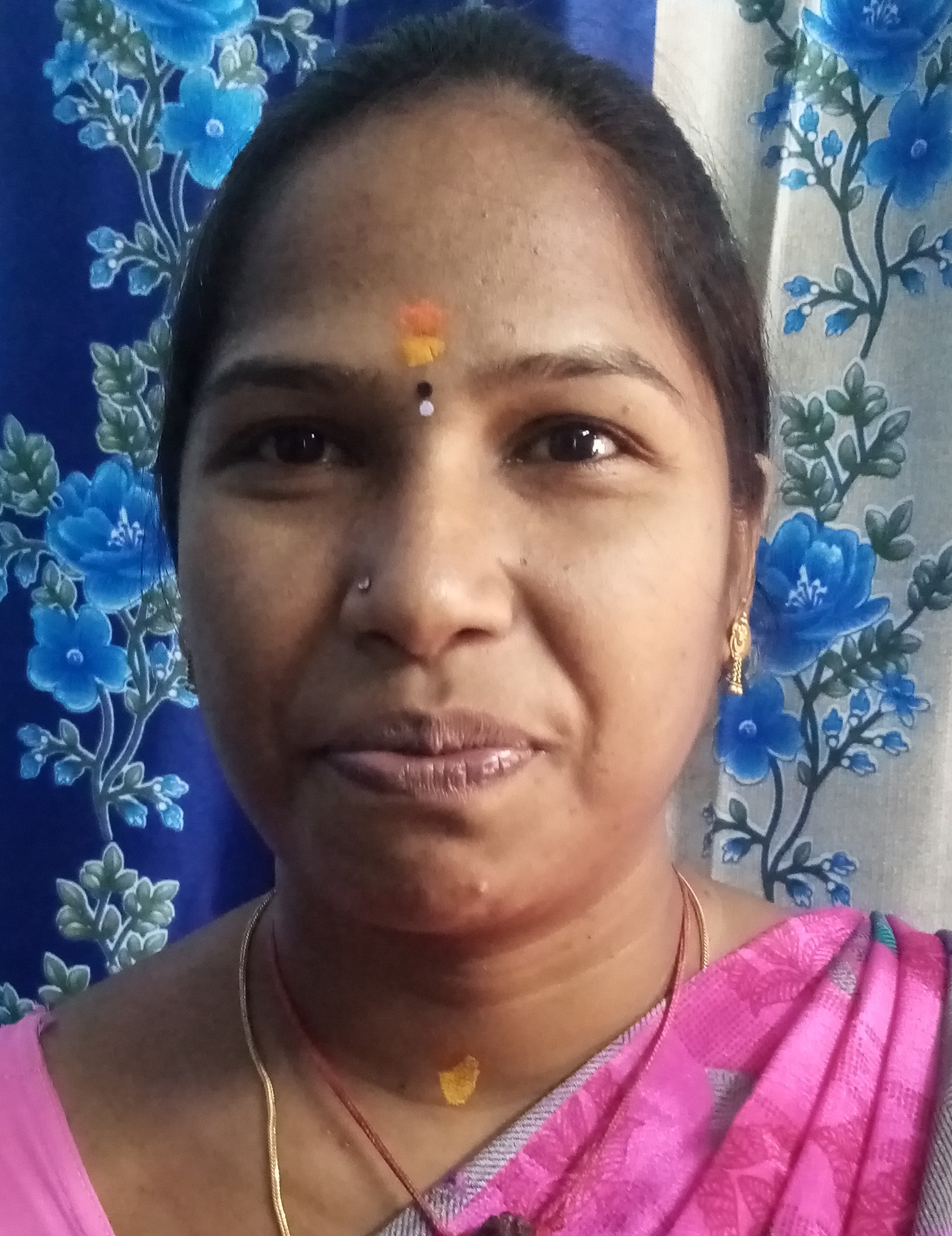 Portrait de Kamatchi, correspondante locale de l'antenne de Pondichéry